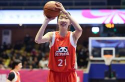 爱游戏-Doinb迎来五赛季出色发挥，FPX观众热烈欢呼！上演精彩一战-爱游戏