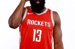 aiyouxi sports-哈登意外战胜尤文图斯，战术调整引爆全场！赛场气氛高涨-aiyouxi sports